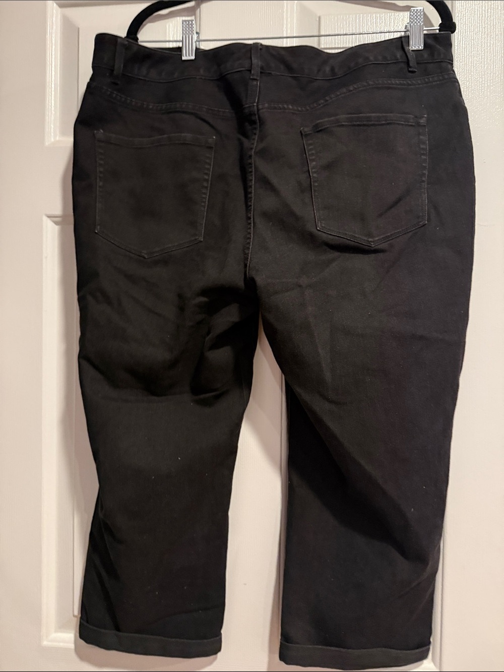 Coldwater Creek Black Capris - Picture 2 of 3